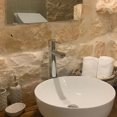 I Trulli Del Fauno Guest house *
