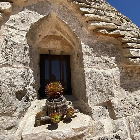 I Trulli Del Fauno Guest house